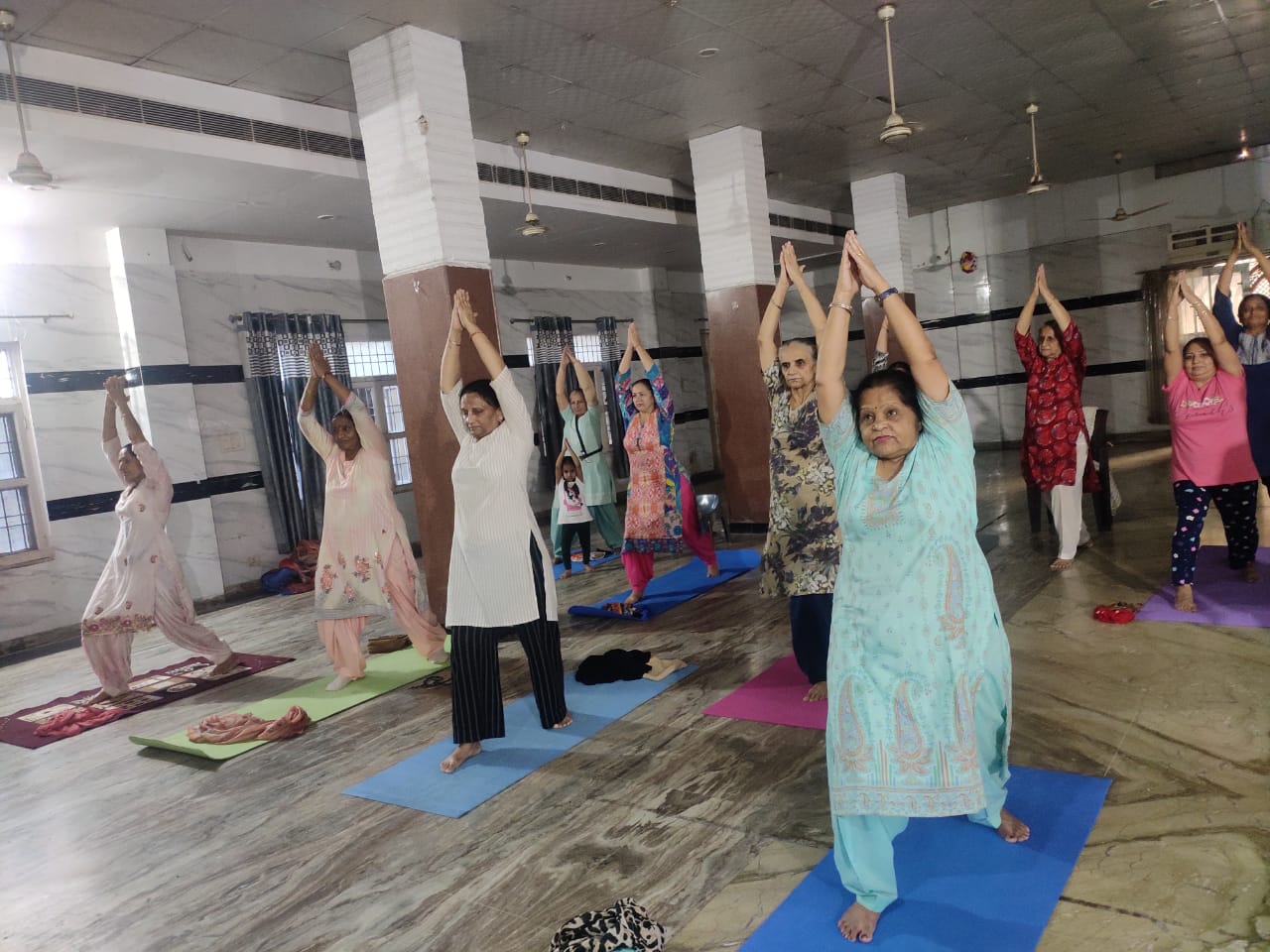 सीएम की योगशाला का मोहालीवासी भरपूर फायदा उठा रहे हैं